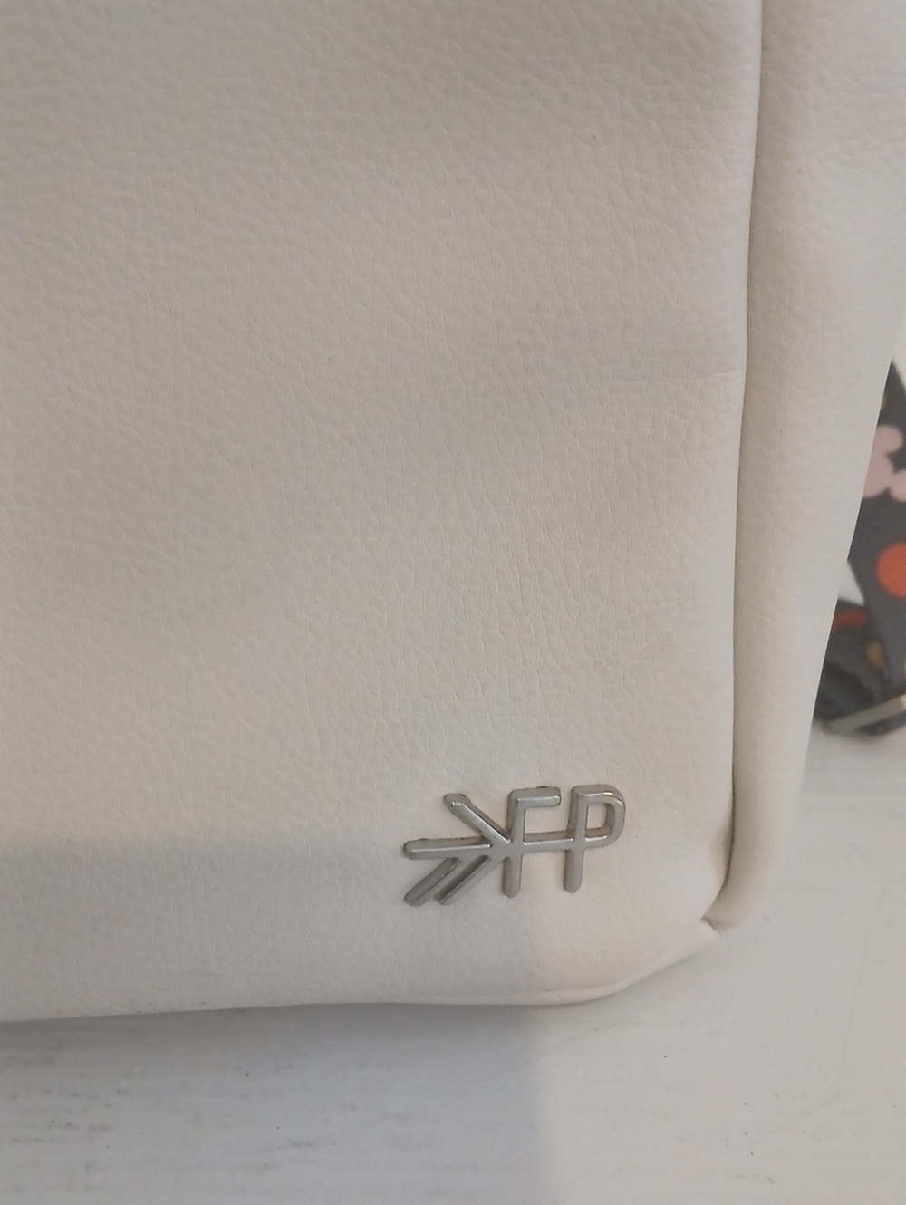 Disney Mickey Mania Freshly Picked Classic Diaper Bag II - Picture 8 of 9